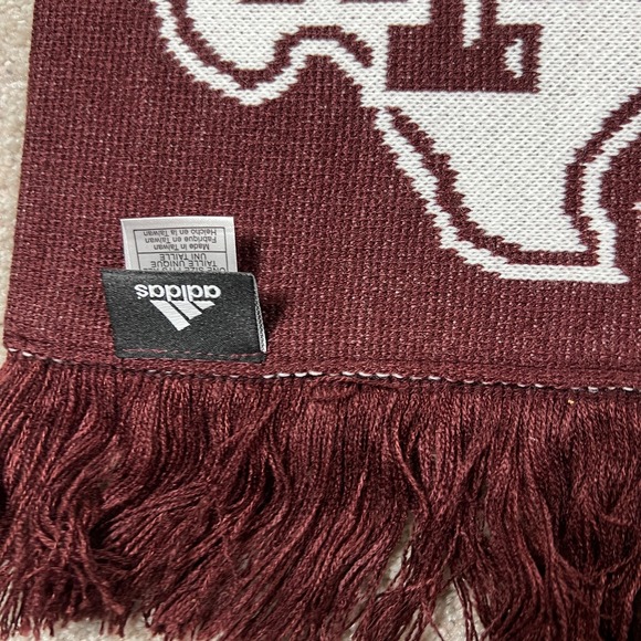 Adidas Unisex One‎ Size Gray Maroon Red Texas A&M Aggies Football Scarf NWT - Picture 3 of 6